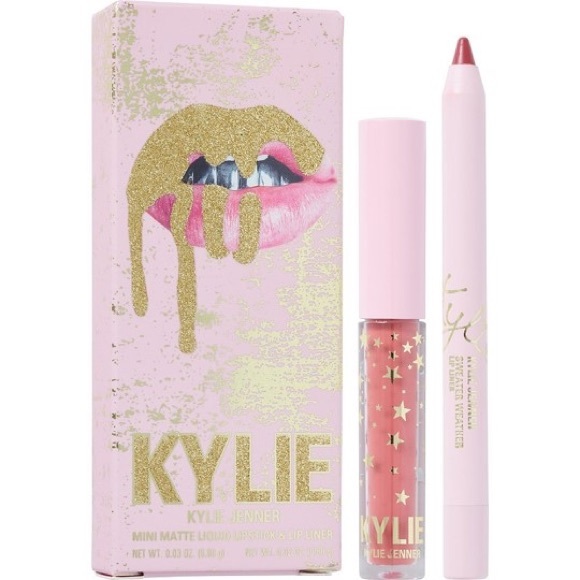 Kylie Cosmetics Other - ⭐️HP⭐️Limited Edition Kylie Mini Sweater Weather